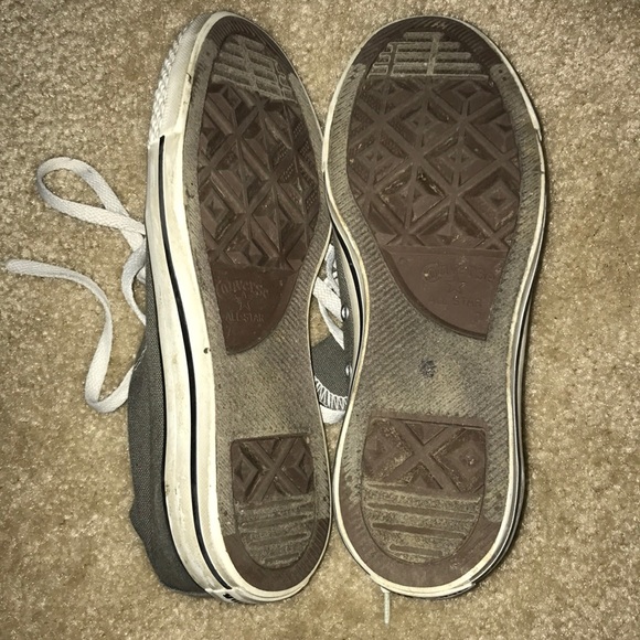 Women’s Converse - Picture 3 of 3